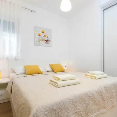 Apartment Labor Sibenik